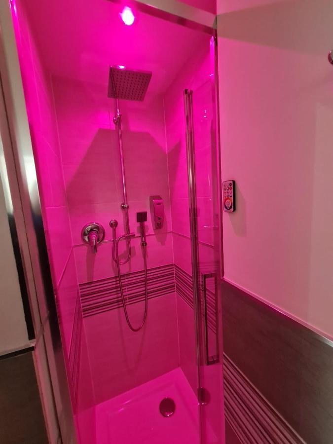 Suite Villa Laura 博洛尼亚 外观 照片