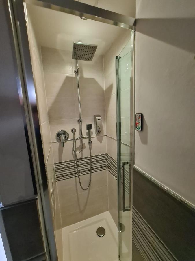 Suite Villa Laura 博洛尼亚 外观 照片